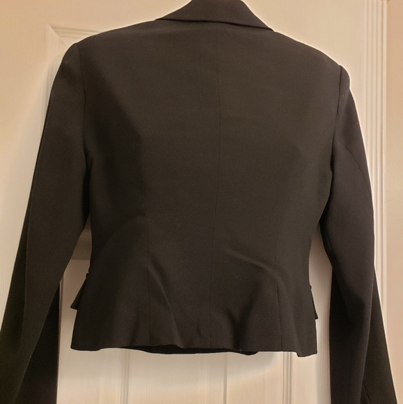 Guess Collection Cropped Black Blaser Size 2 - Picture 2 of 5